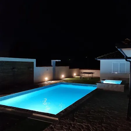 بيت للعطل Luxury By Korina