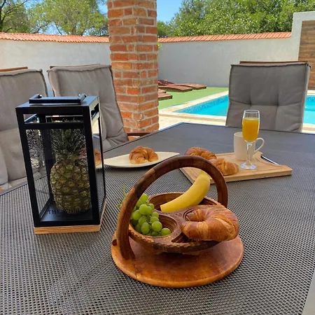 بيت للعطل Luxury By Korina Stankovci (Zadar)