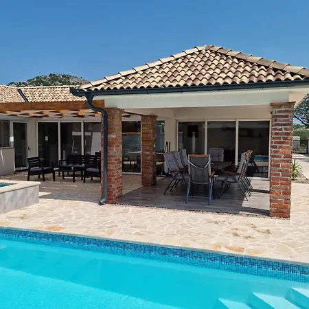 بيت للعطل Luxury By Korina Stankovci (Zadar)