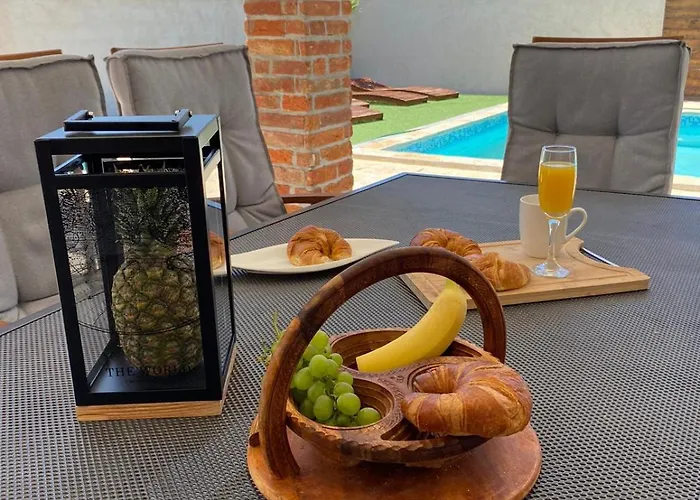 Дом отдыха Luxury By Korina Stankovci (Zadar)